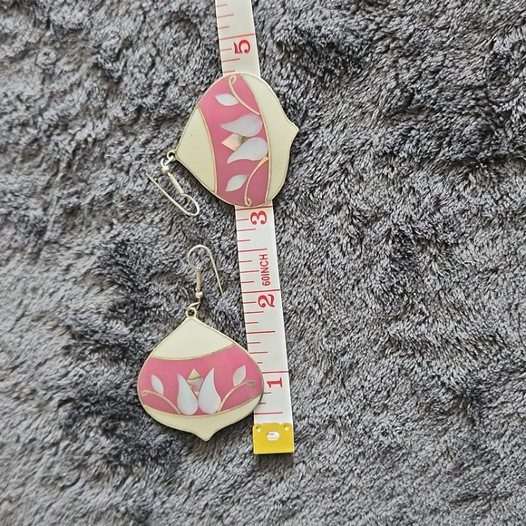 Silver shell earrings - Picture 6 of 6